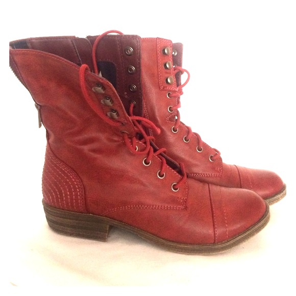 Comfy red leather boots - Picture 1 of 2