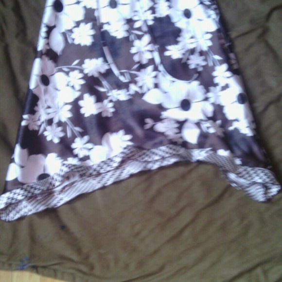 Dress - Picture 3 of 4