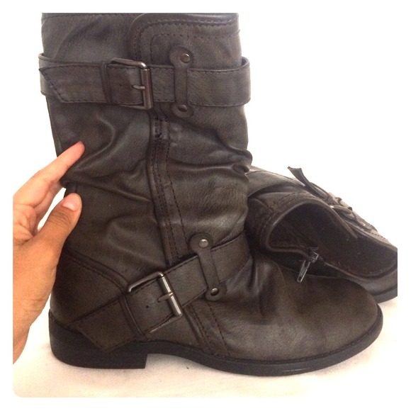 Below the knee dark grey boots - Picture 1 of 1