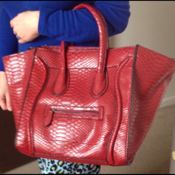 Amazing Red Handbag