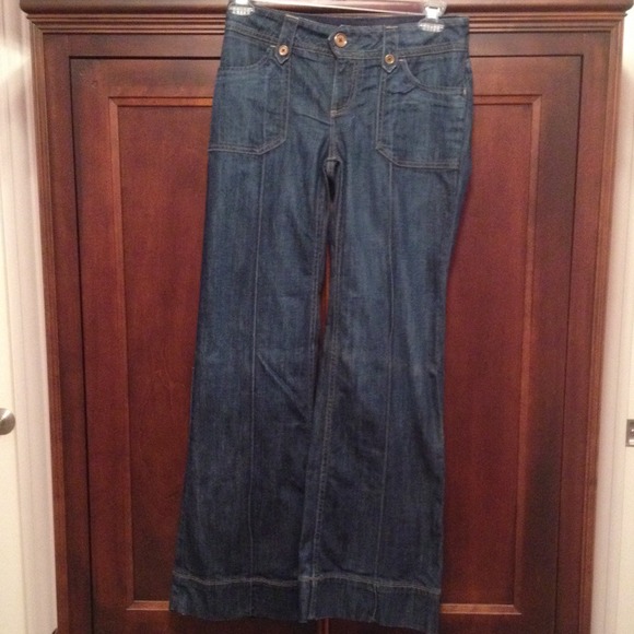 Banana Republic Classic Wide Leg Jeans