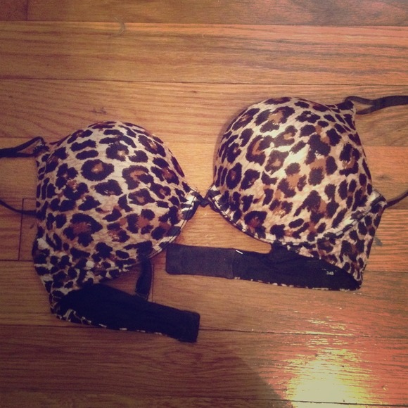SOLD IN BUNDLE Victoria's Secret Miraculous