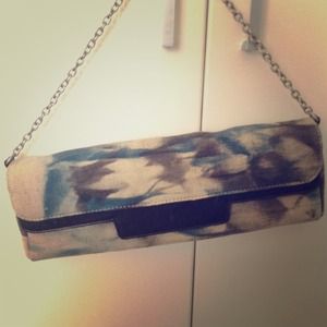 BCBG MAX AZARIA ikat two fold silver chain purse