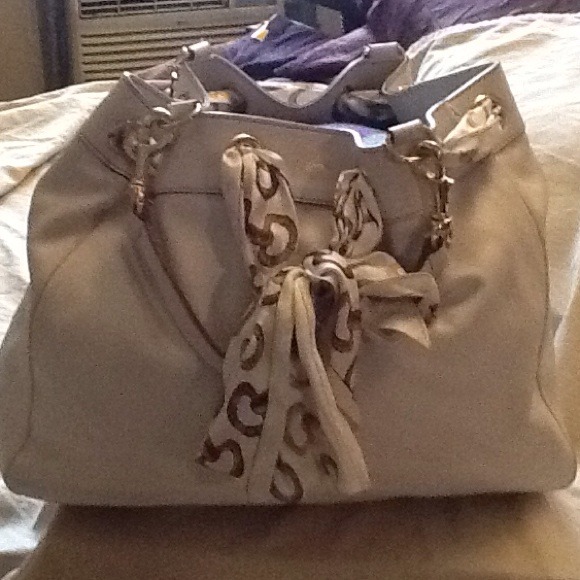 Authentic GUCCI POSITANO SCARF BAG