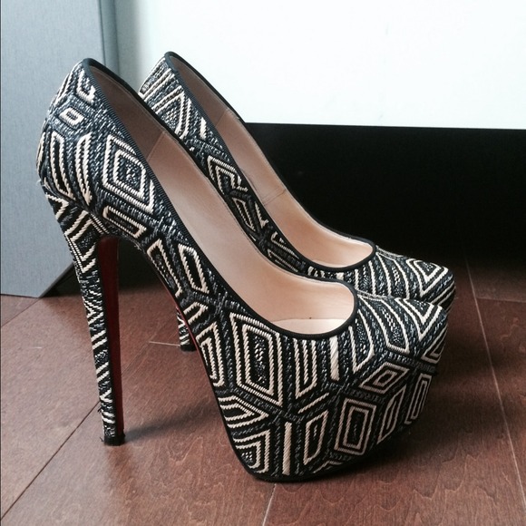 Preloved and resoled CL DAF 38.5