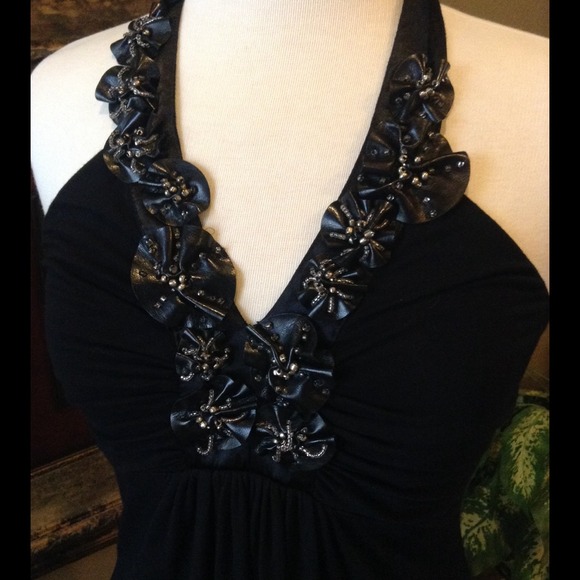 Sexy LBD!!! - Picture 2 of 4