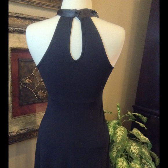 Sexy LBD!!! - Picture 3 of 4