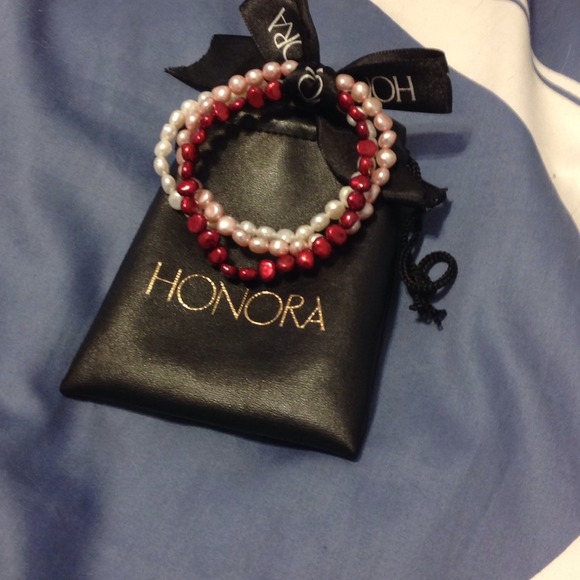 Honora Pearl Bracelet