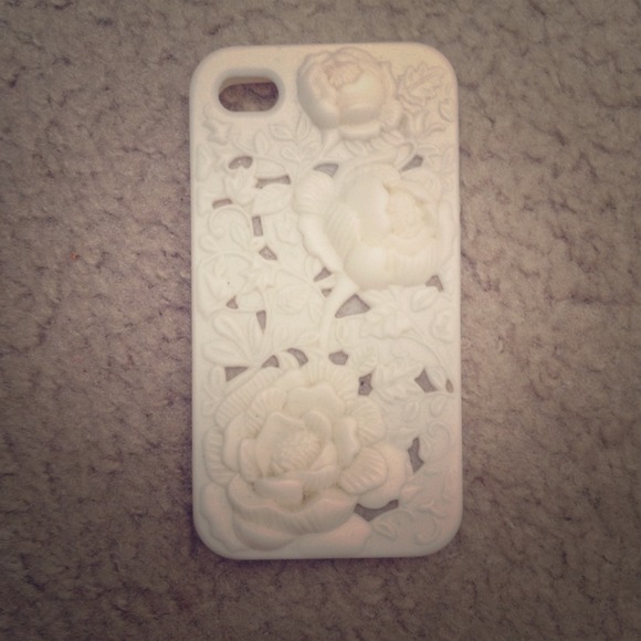 White silicone iPhone 4s case!