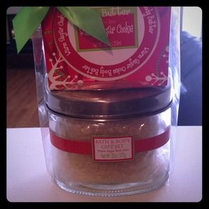 Bath and body bath salt and bath butter NWT
