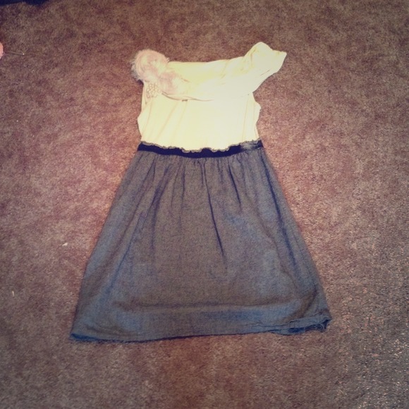 White and grey dress - Picture 1 of 1