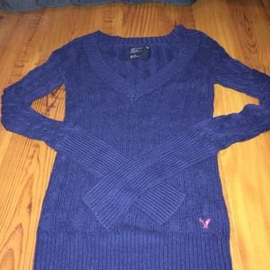 American Eagle Navy blue sweater