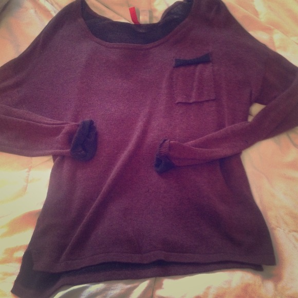 Long sleeve sweater/top
