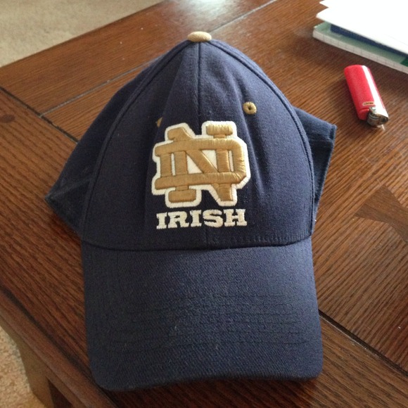 Norte dame hat