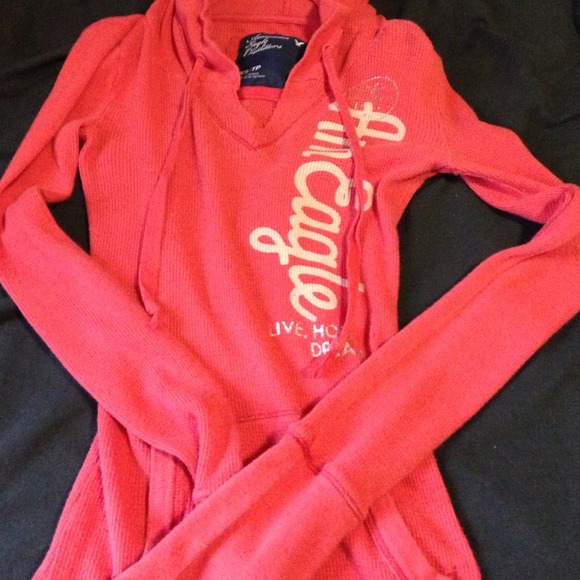American eagle long sleeve shirt