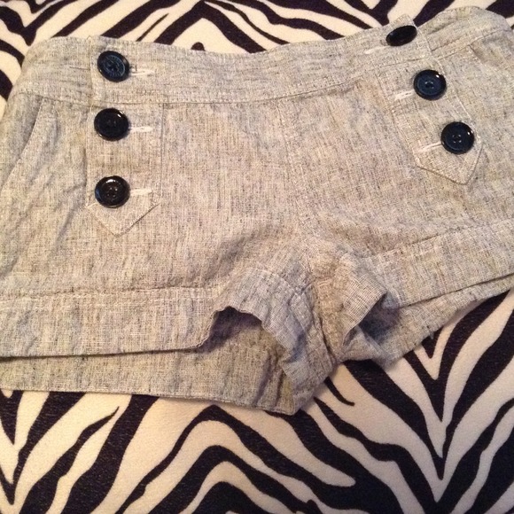 Black&white shorts very good condition