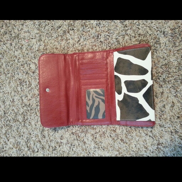 Red giraffe wallet