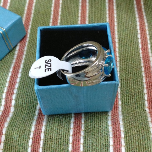 ❌❌SOLD IN BUNDLE❌❌ - Picture 2 of 4