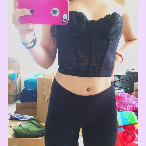 TRADED🚫NWOT Nasty Gal Lace Bustier💋 - Picture 3 of 3