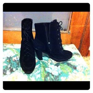 Banana  republic black suede ankle boots