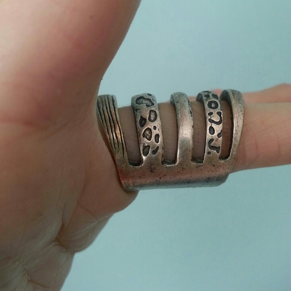 5 Rings in 1 - Picture 2 of 2