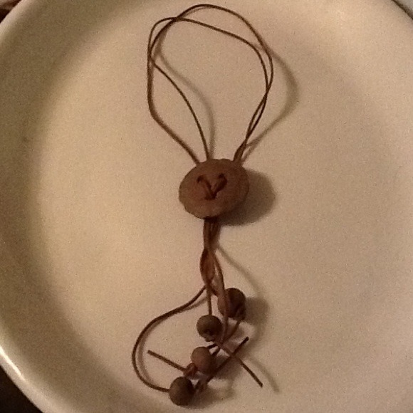 Adjustable Leather Necklace - Picture 1 of 3