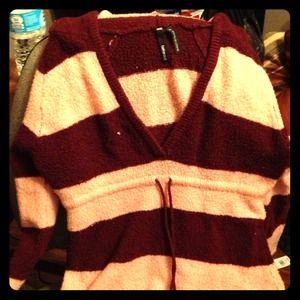 Pink & maroon sweater