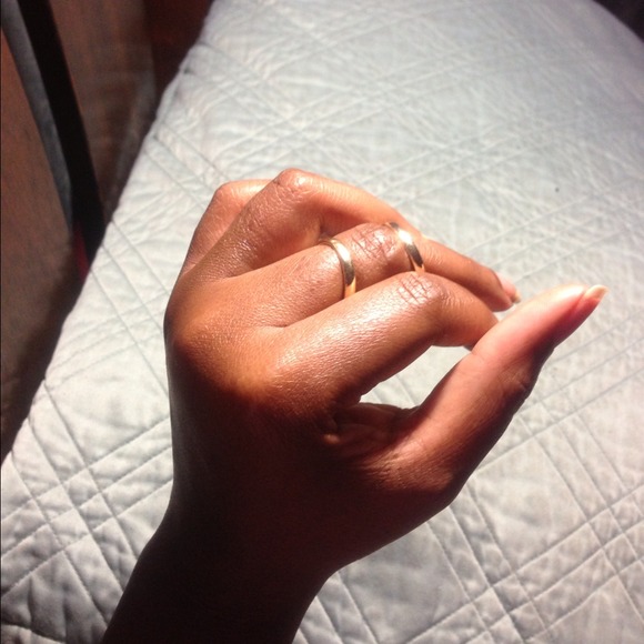 Knuckle ring - Picture 2 of 3