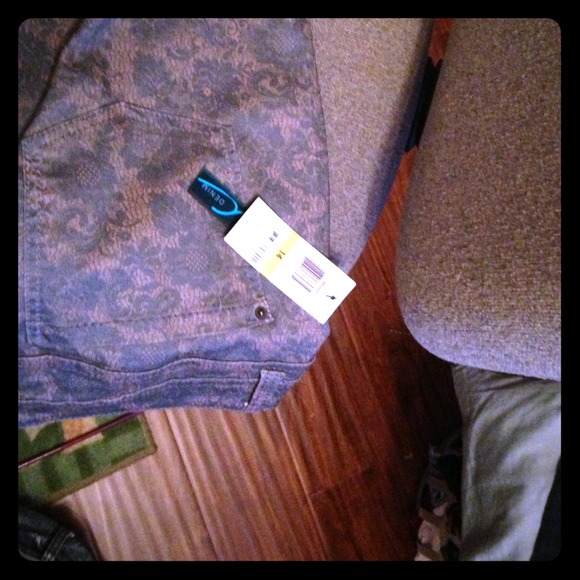 International  conception jeans!