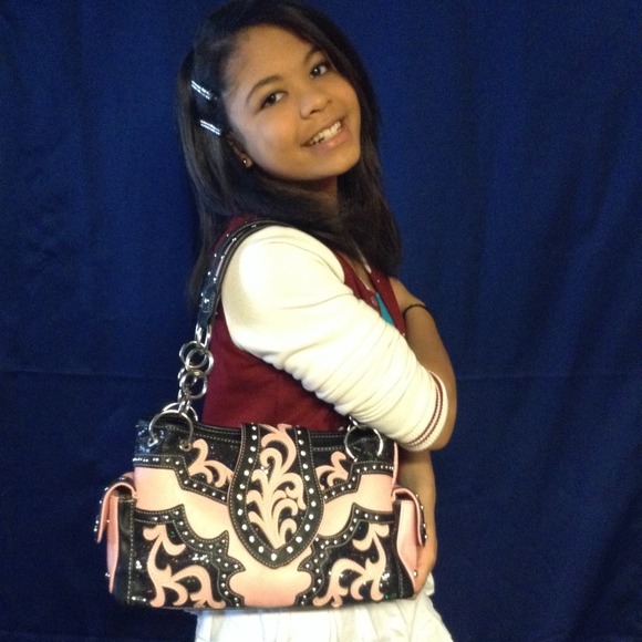 Gently used CCW Bling purse