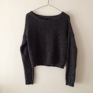 H&M Divided Fuzzy Crop Sweater in Gray, Size 2