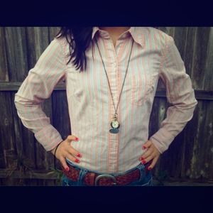 Aéropostale button up.❤️🐻