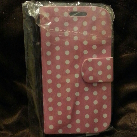 Phone case - Picture 2 of 2