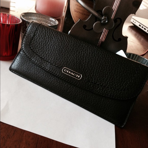 🚫no long avaliable🚫NWT Coach Park Leather Wallet