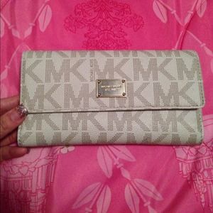 michael kors checkbook wallet