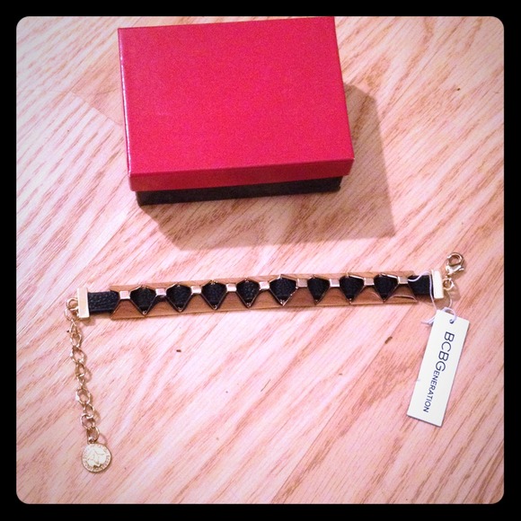 BCBG bracelet