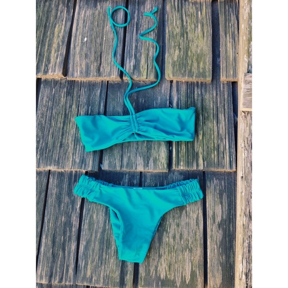 SOLD Tori Praver Set