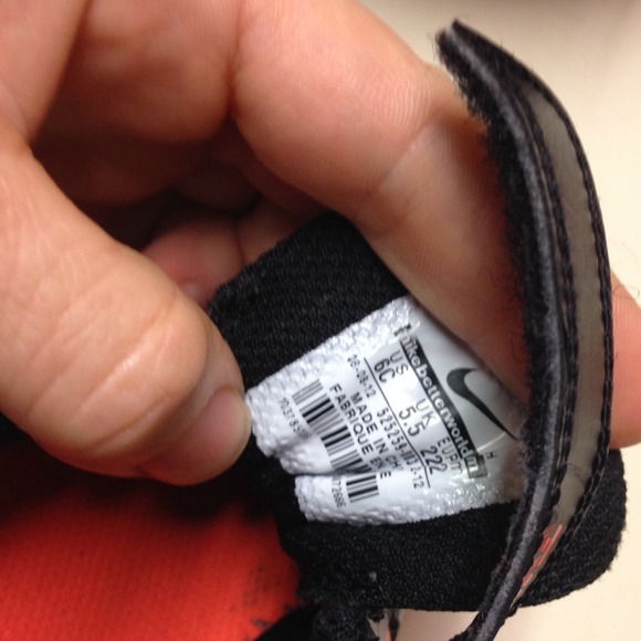 Shoes - Picture 4 of 4