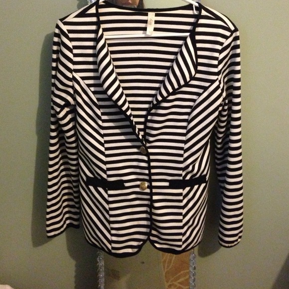 ❌Sold❌Black and White Blazer