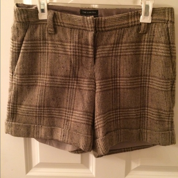 NWOT Limited wool shorts