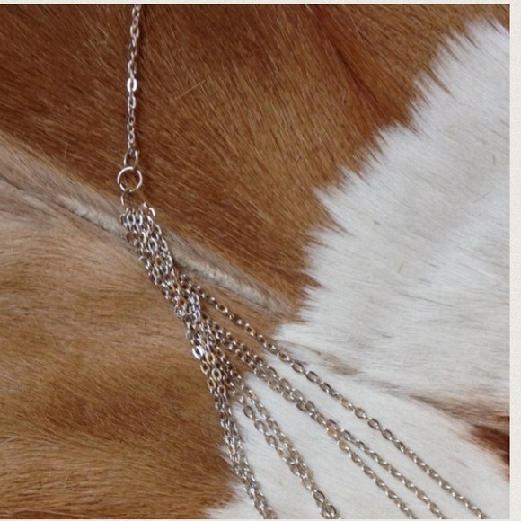 Sold In Bundle Silver color cute necklace - Picture 4 of 4