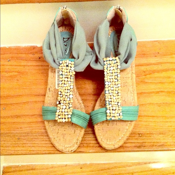 Cork Wedges rhinestone & wood detail mint green 10