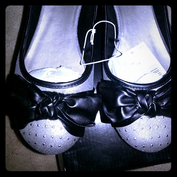 ☆☆ HOST PICK ☆☆ Cute "rock style" flats