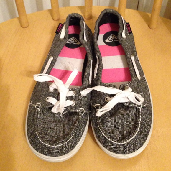 Roxy Shoes - 🚫BUNDLED Roxy Slip On Sneakers 🚫