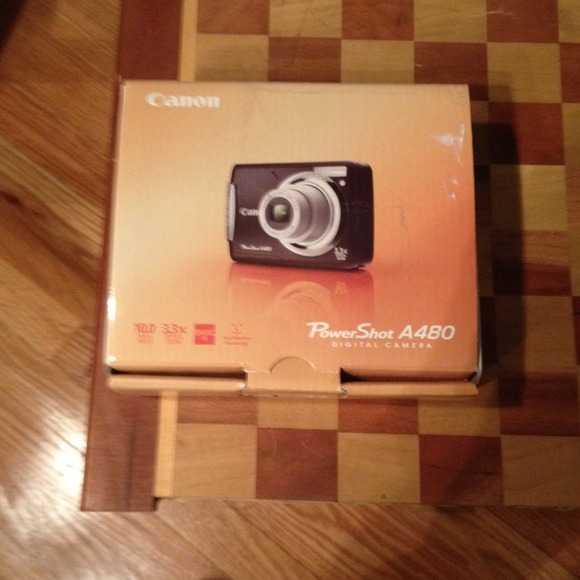 Digital canon 10mp 3.3 zoom