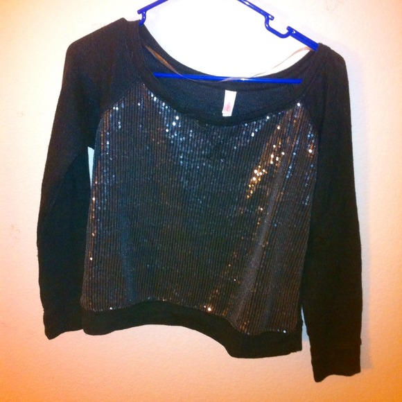 Sequined navy blue sweater