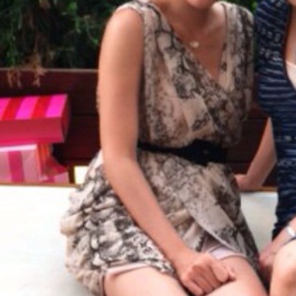 Python print 2 layer dress