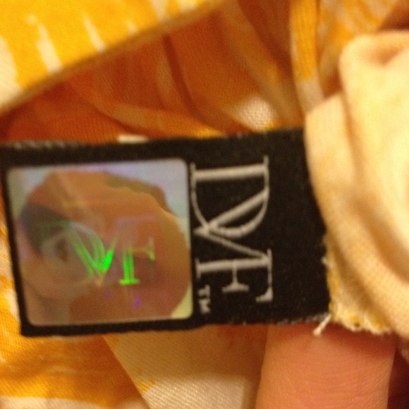 DVF Jacklyn Coverup - Picture 4 of 4