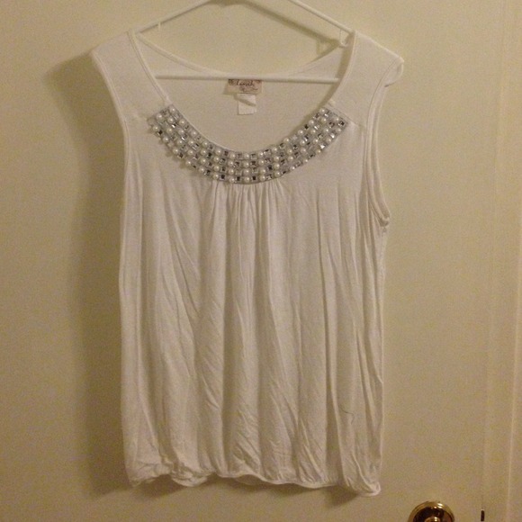 White embellished top. Size large. Worn once. - Picture 1 of 3