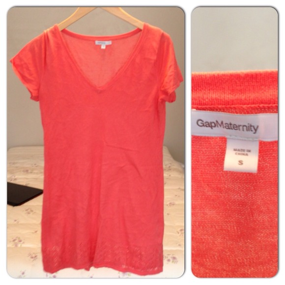 Maternity tops/dresses